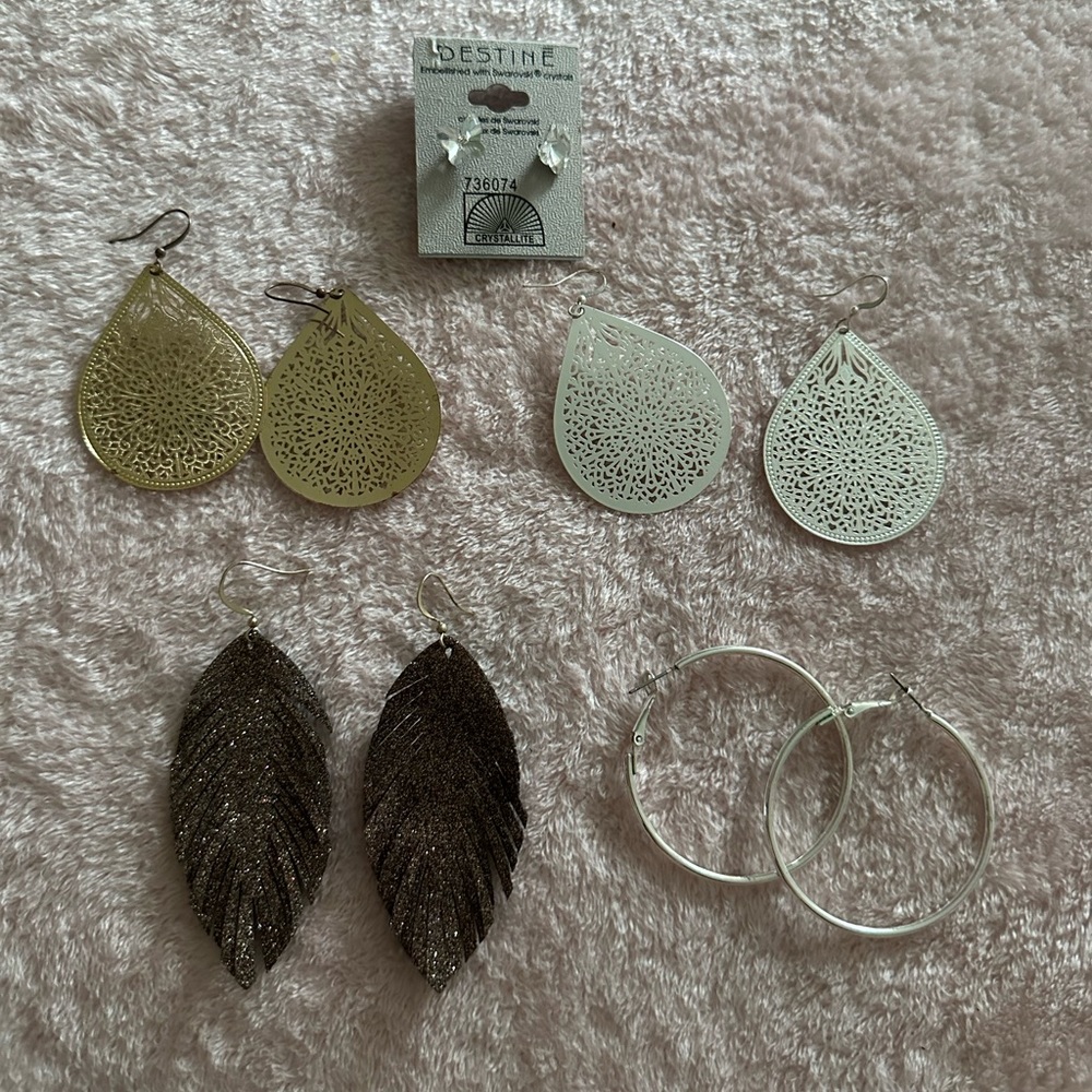 Earring